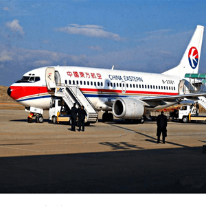 青岛胶东机场邮寄航空快运业稳步发展的原因是什么？